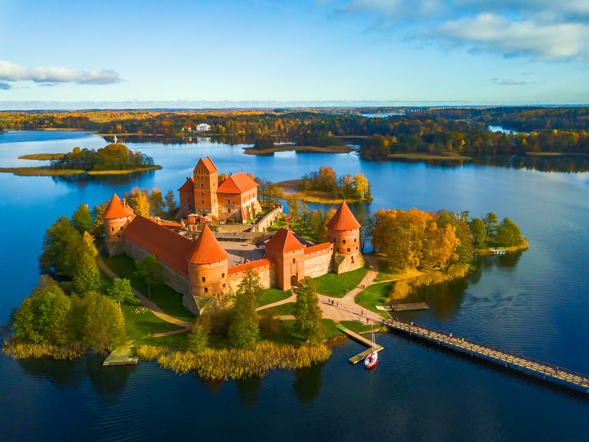 Trakai Castle & National Park Day Tour from Vilnius | Vilnius Day Trips